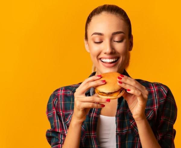 woman with meatless meat burger