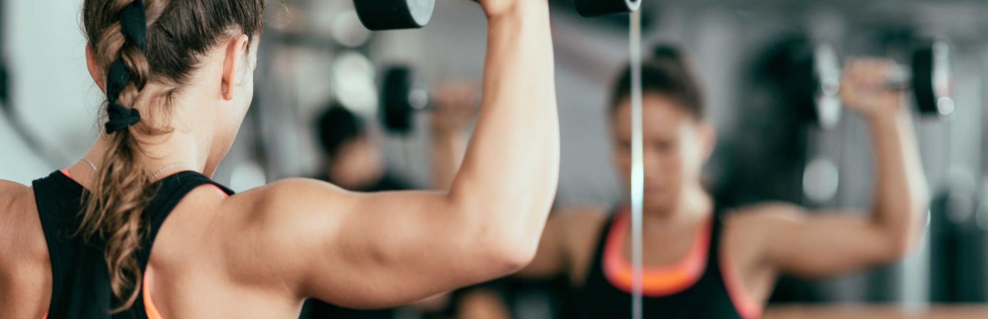 woman lifting weight